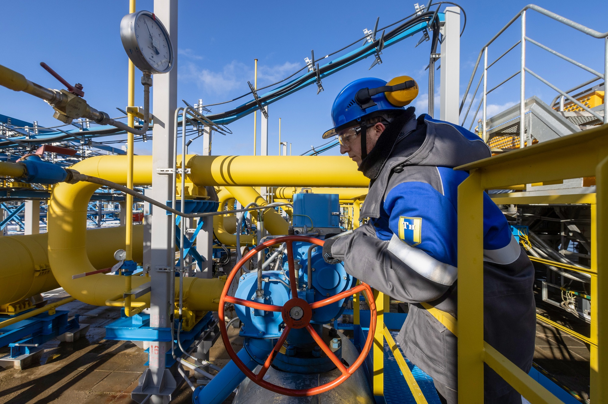  کارشناس اقتصادی مسکو: ناتوانی اروپا برای جایگزینی گاز وارداتی از روسیه