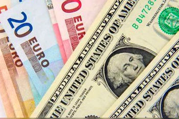 دلار ویورو سال پیش در بازار تهران چه میزان نوسان داشتند+جدول ونمودار